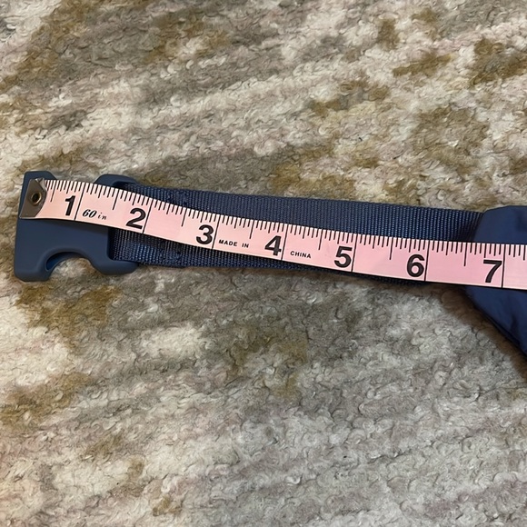 Lululemon belt bag - Picture 6 of 9